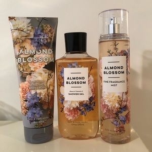 Bath & Body Works Almond Blossom Set
